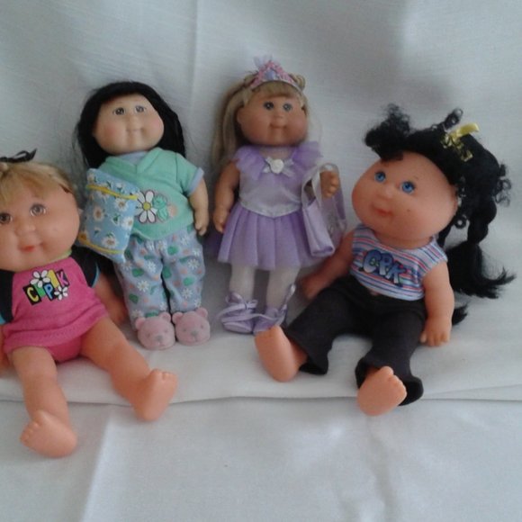 Cabbage Patch Dols - Picture 2 of 13